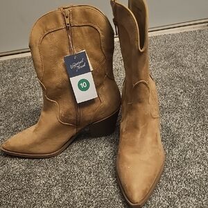 Universal Thread Brown Western Ankle Booties
